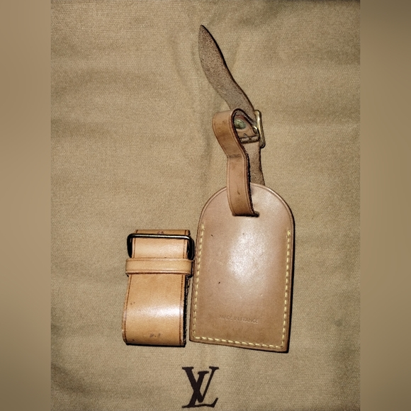 Louis Vuitton AUTHENTIC Luggage tag and Poignant - Picture 2 of 2